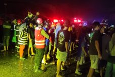 Kebakaran Hanguskan Gudang Besi Tua dan Rumah Makan di Samarinda, Brimob Amankan Lokasi