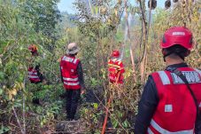 Lahan Hutan 2 Hektare Terbakar di Kutai Barat, Brimob Siaga Cegah Api Meluas