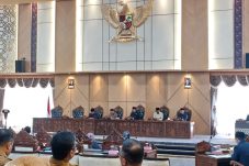 DPRD Balikpapan Sahkan Dua Raperda Jadi Perda, Bahas KTR hingga Pengarusutamaan Gender