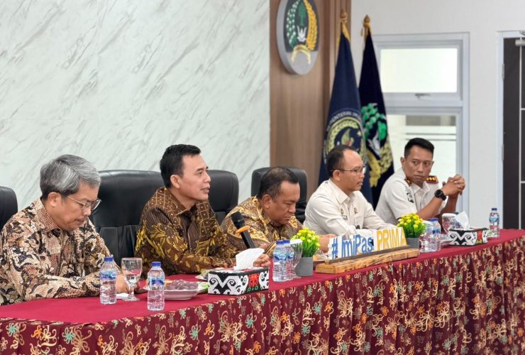 Tiga Staf Ahli Kemenimipas Beri Penguatan Petugas di Balikpapan, Tekankan Evaluasi SOP dan Peningkatan Pelayanan