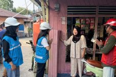 Tak Lagi Menunggu Malam untuk Mencuci, Warga Muara Pantuan Kini Nikmati Listrik 24 Jam